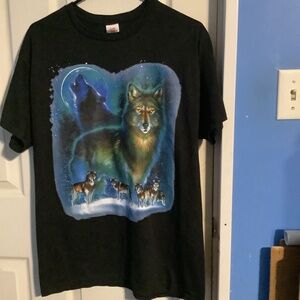 Hanes Unisex Black Wolf T-Shirt Size L NWOT